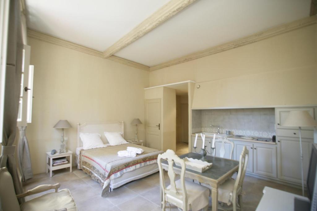 Le Couvent D'Herepian - Hotel & Spa 部屋 写真